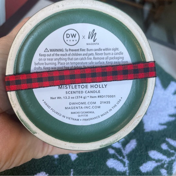 Rae Dunn Green Christmas Candle & Hand Towel NWT - Picture 8 of 10